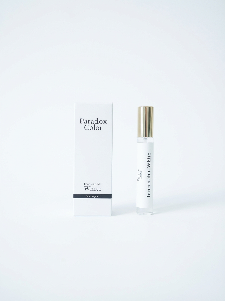 Irresistible White(イレジスティブルホワイト) ヘアパフューム 15ml